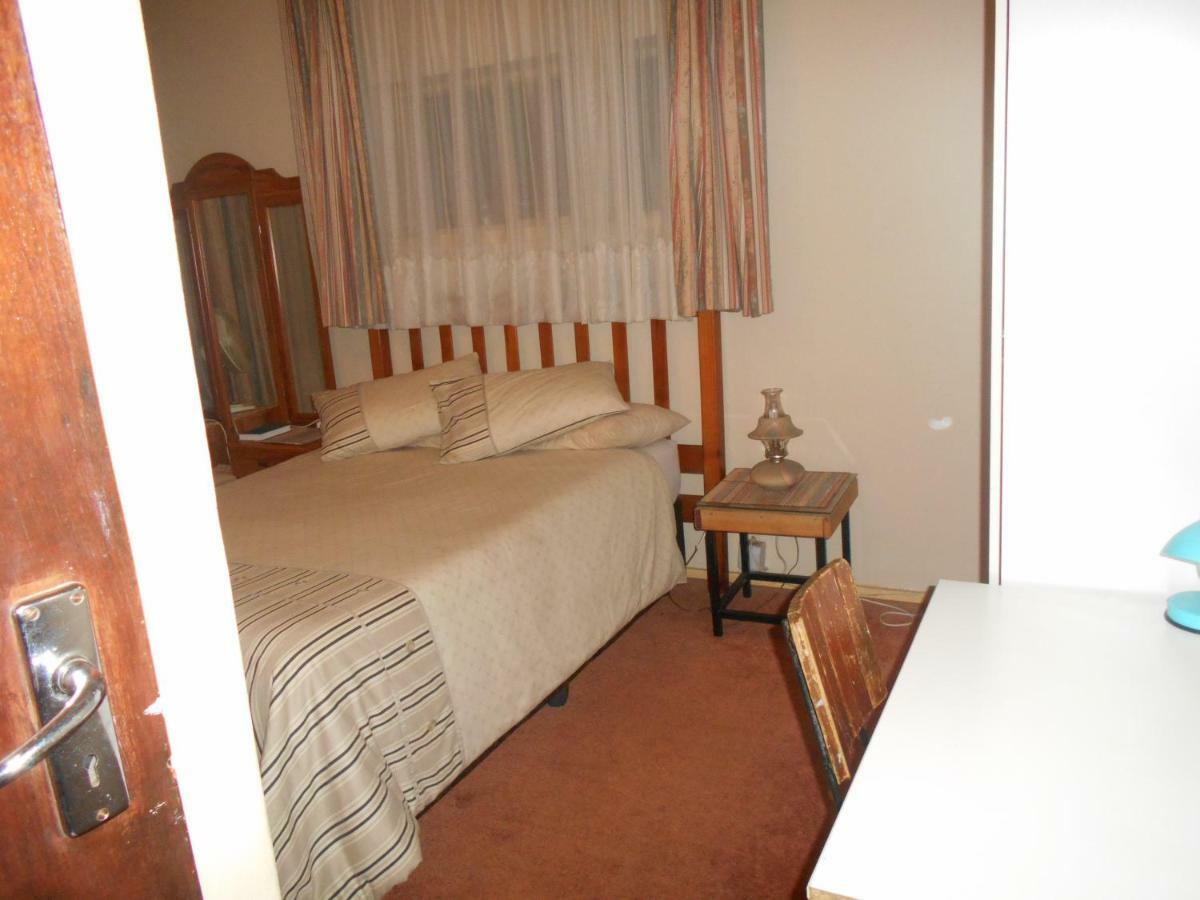 Pilot Inn Accommodation Kempton Park Exterior foto